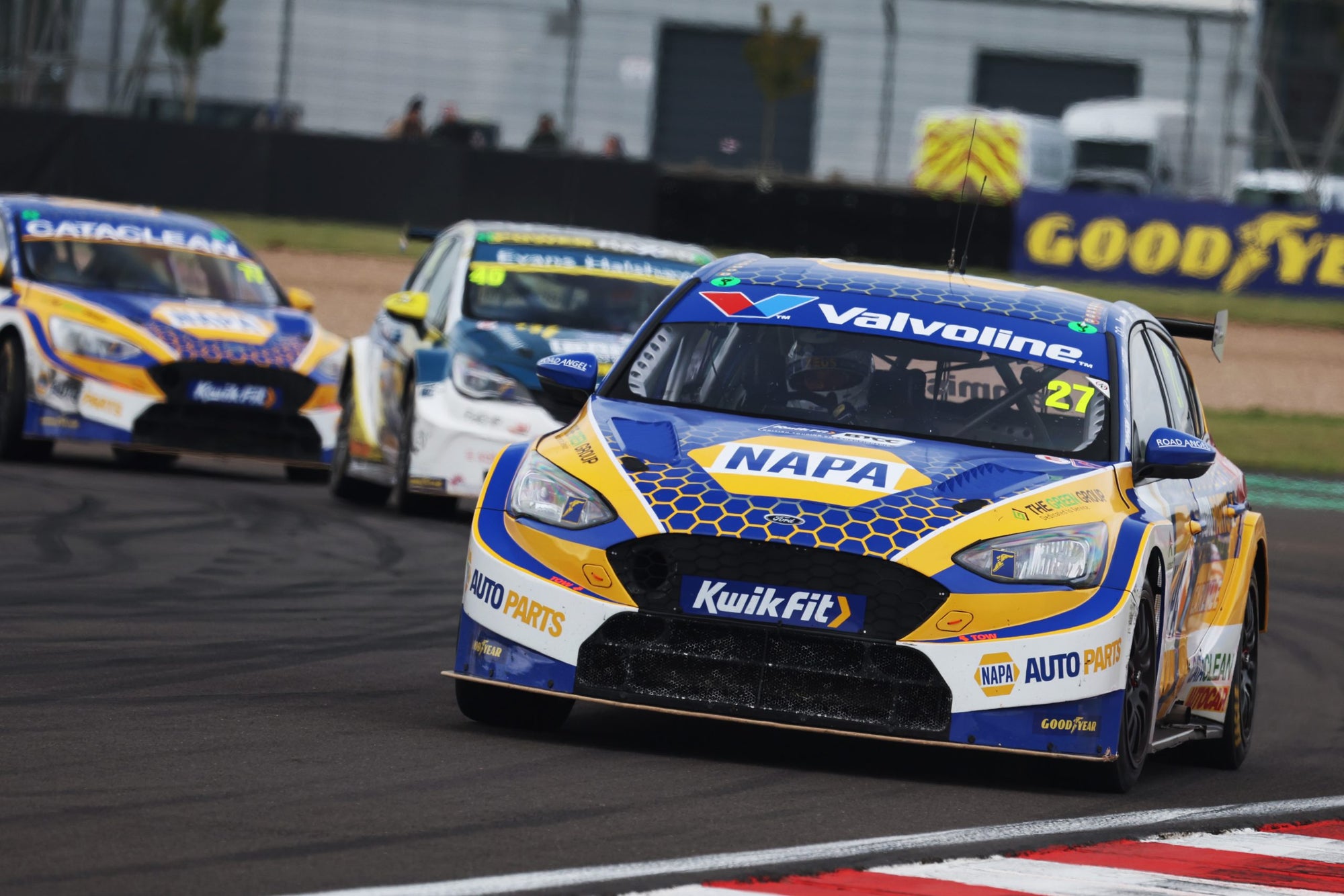 DOUBLE DONINGTON DELIGHT FOR MOUNTUNE-POWERED NAPA RACING UK